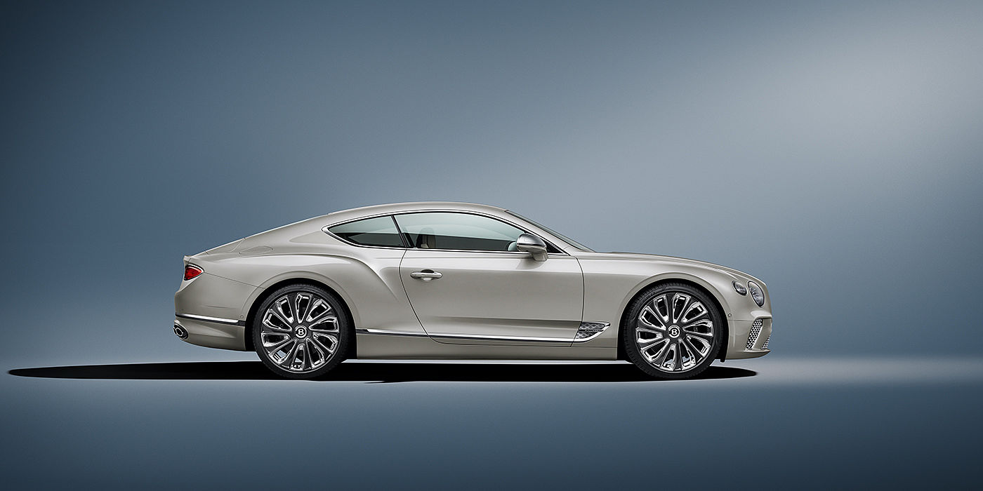 Bentley Taichung Bentley Continental GT Mulliner coupe in White Sand paint front 34